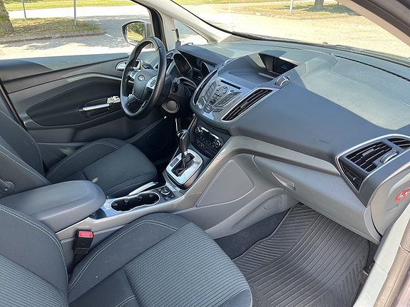Ford C-Max 9 of 11