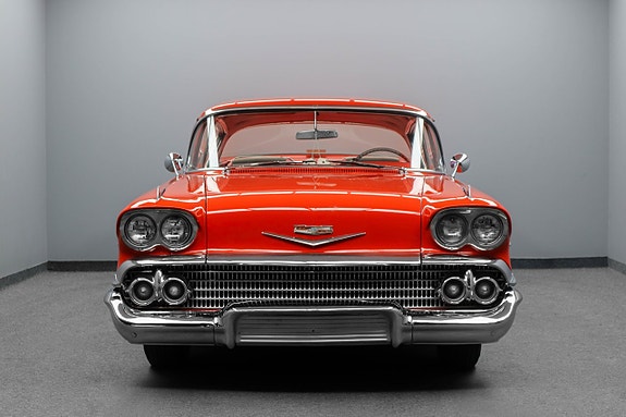 Chevrolet Bel Air 3 of 5