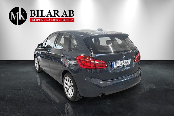 BMW 218 6 of 17