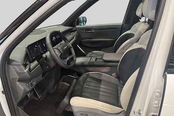 Kia EV9 10 of 30