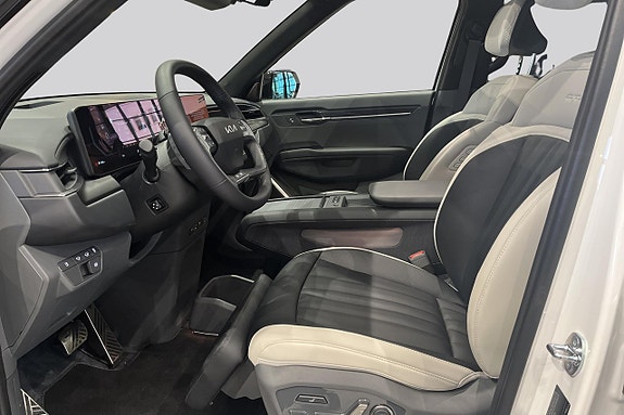 Kia EV9 8 of 30