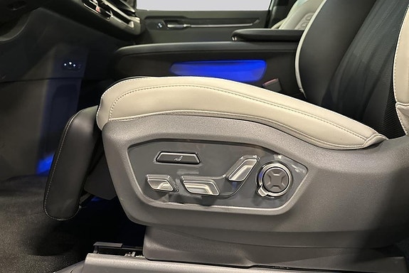 Kia EV9 24 of 30