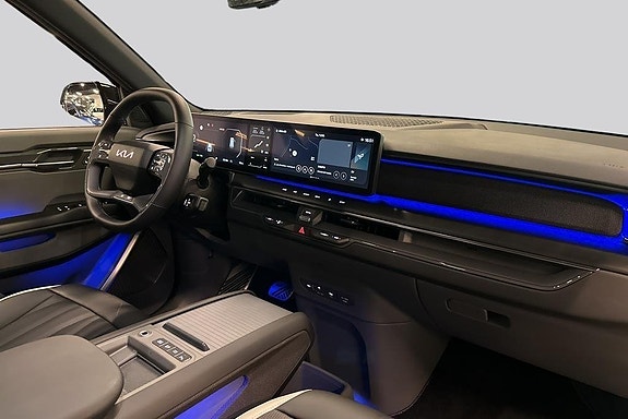 Kia EV9 14 of 30