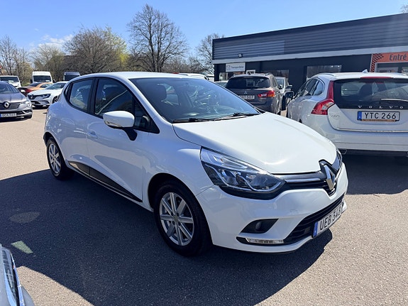 Renault Clio 4 of 23