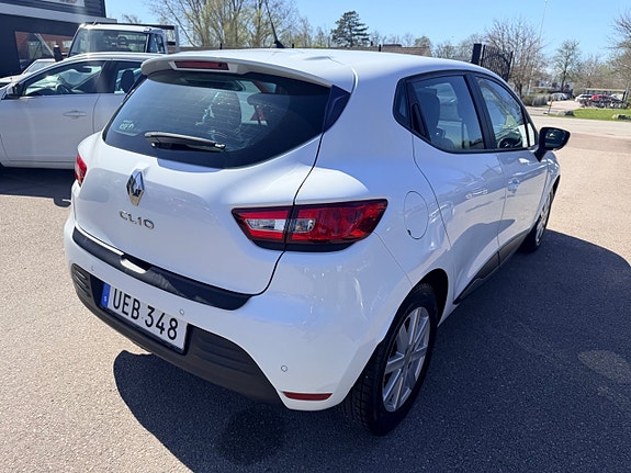 Renault Clio 14 of 23