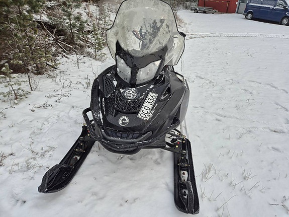 Lynx Commander 800 E-tec