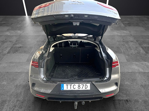 Jaguar I-PACE 14 of 14