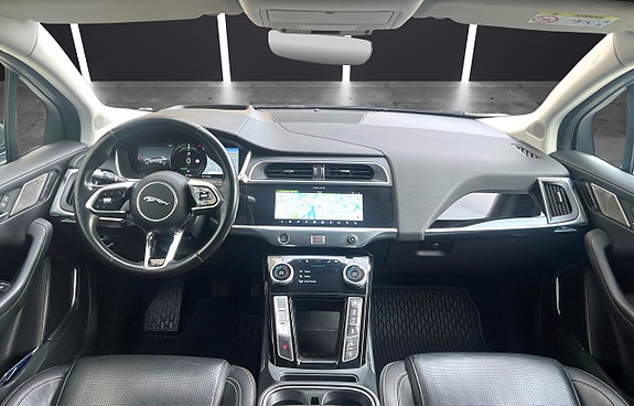 Jaguar I-PACE 8 of 14