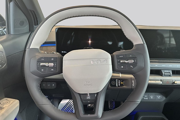 Kia EV3 8 of 21