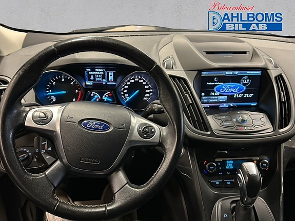 Ford Kuga 12 of 18