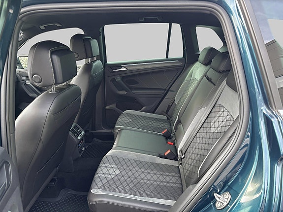Volkswagen Tiguan 13 of 24