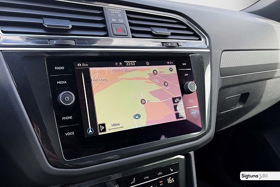 Volkswagen Tiguan 24 of 26