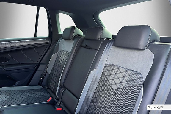 Volkswagen Tiguan 11 of 26