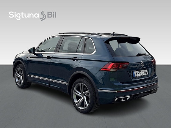Volkswagen Tiguan 4 of 5