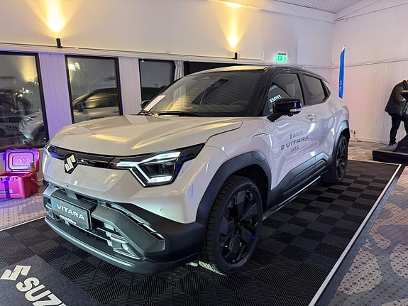 Suzuki eVitara 12 of 19