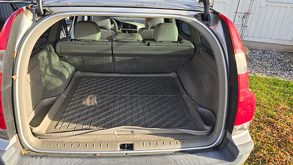 Volvo V70 5 of 5