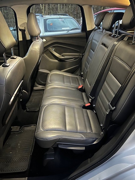 Ford Kuga 4 of 5