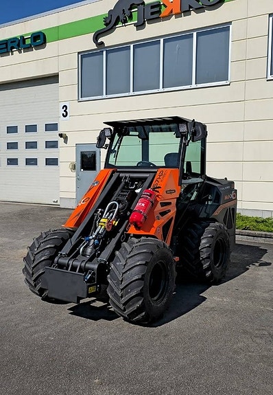 Castloaders MAXO 57 Dual Speed - Kompaktlastare 3 of 10
