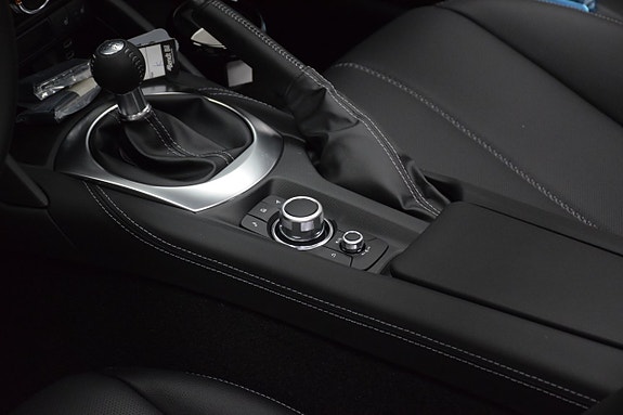 Mazda MX-5 17 of 26