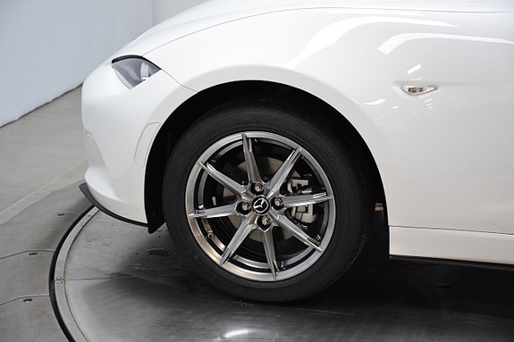 Mazda MX-5 26 of 26