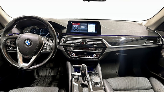 BMW 520 4 of 5