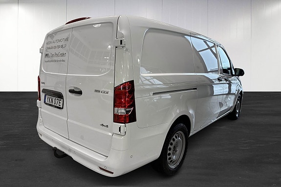 Mercedes-Benz Vito 119 3 of 5
