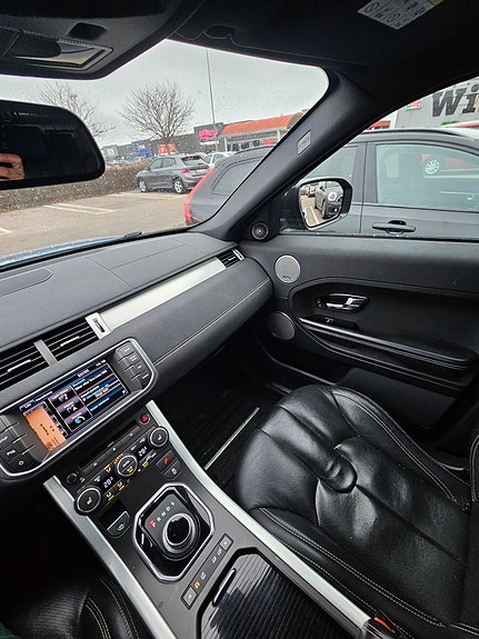 Land Rover Range Rover Evoque 5 of 6
