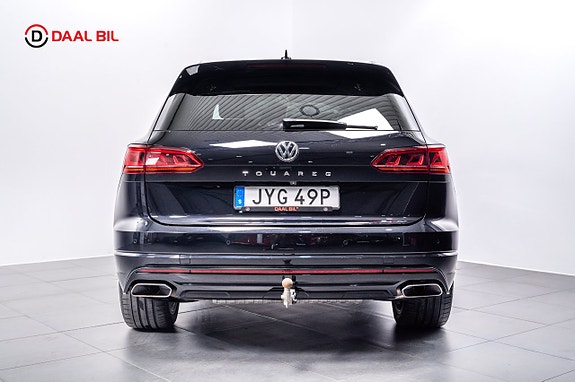 Volkswagen Touareg 5 of 5
