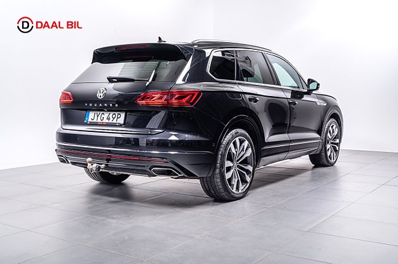 Volkswagen Touareg 4 of 5