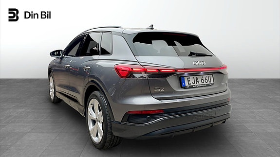 Audi Q4 e-tron 3 of 12