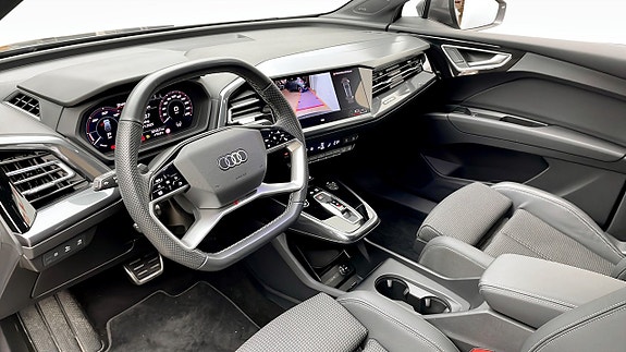 Audi Q4 e-tron 7 of 12
