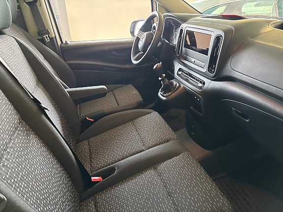 Mercedes-Benz Vito 110 10 of 15