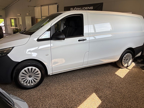 Mercedes-Benz Vito 110 11 of 15