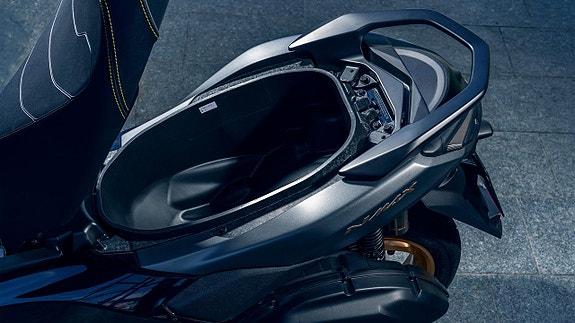 Yamaha NMAX 155 TECH MAX , Omgående leverans 8 of 8