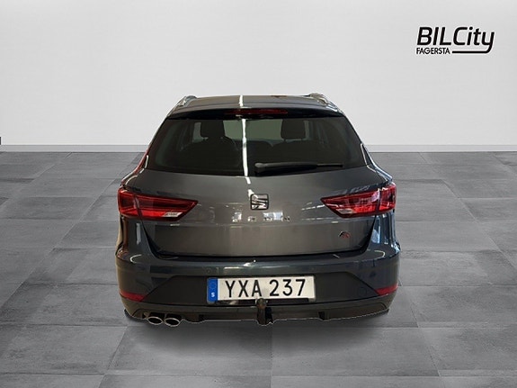 Seat Leon 5 of 5