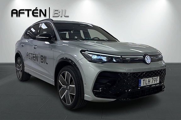 Volkswagen Tiguan 4 of 30