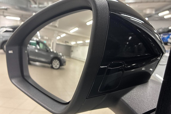 Volkswagen Tiguan 21 of 30