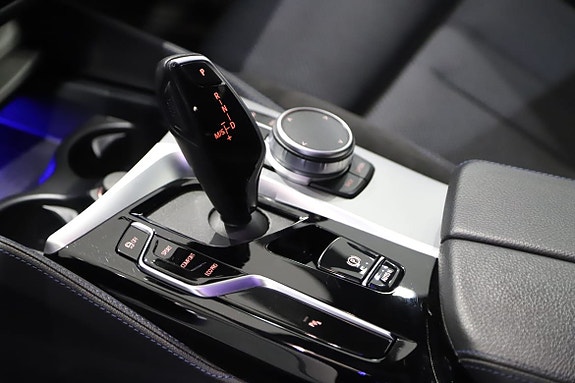 BMW 520d 14 of 15