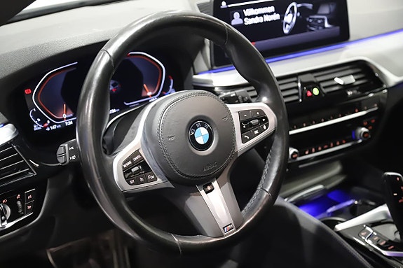 BMW 520d 12 of 15