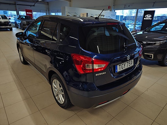 Suzuki S-Cross 4 of 16