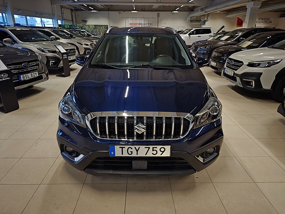 Suzuki S-Cross 2 of 16