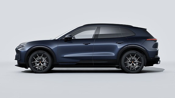 Porsche Cayenne 3 of 5
