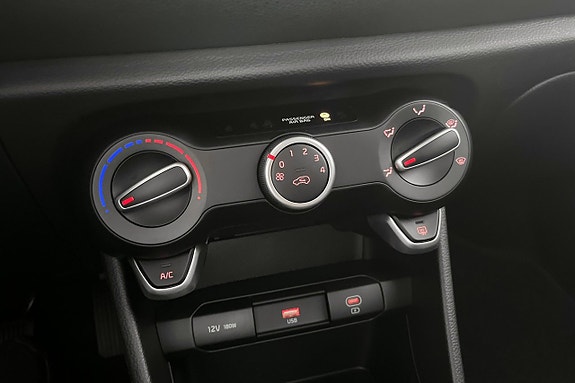 Kia Picanto 13 of 15
