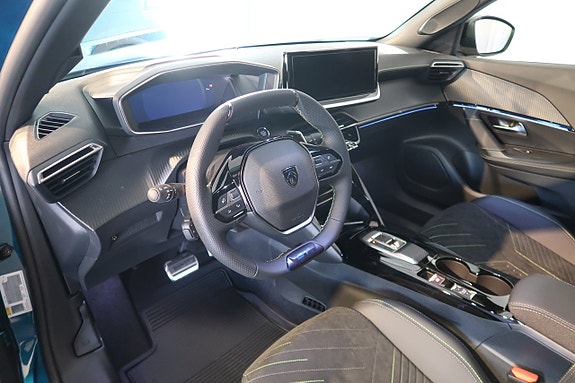 Peugeot 2008 7 of 24