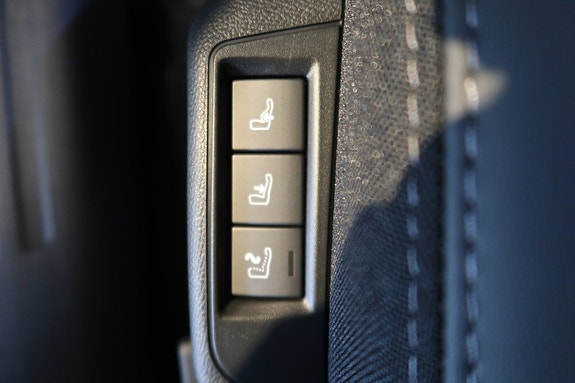 Peugeot 2008 8 of 24
