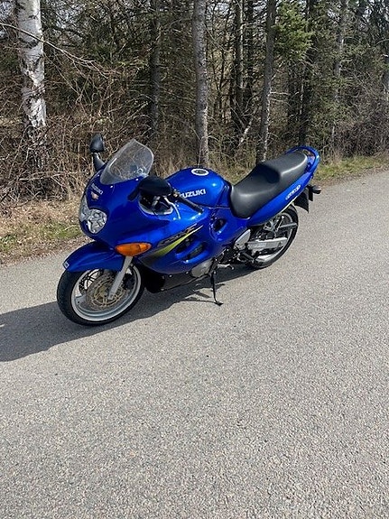 Suzuki GSX600F 5 of 5