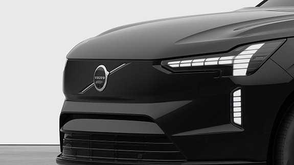 Volvo EX90 10 of 29