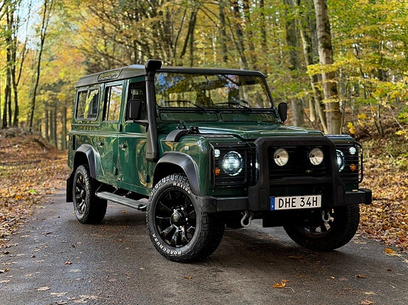 Land Rover Defender 110
