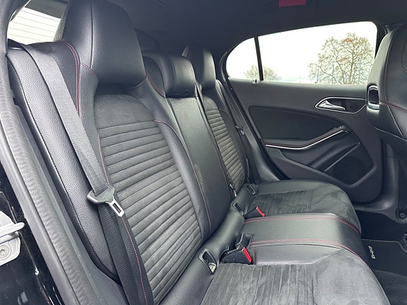 Mercedes-Benz GLA180 d 19 of 23