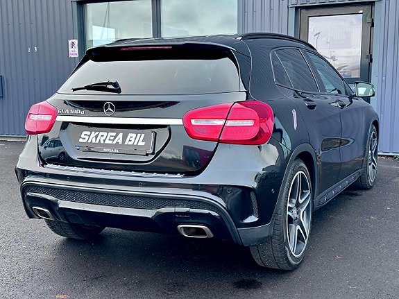 Mercedes-Benz GLA180 d 9 of 23